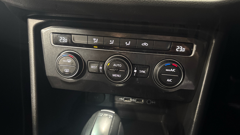 Volkswagen Tiguan 1.5 TSi EVO 150 Match 5dr DSG Petrol Estate